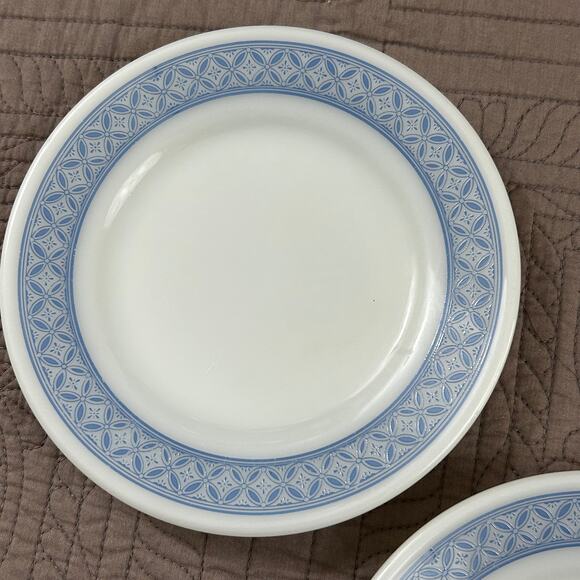 Pyrex Saucers 7" Lancaster Pattern - 2 Saucers included - Picture 3 of 8